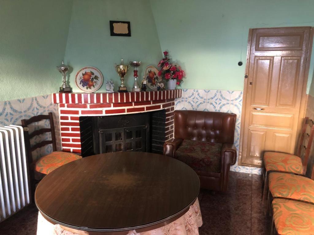 Villa La Chimenea De La Tia Engracia Ruidera Exterior foto